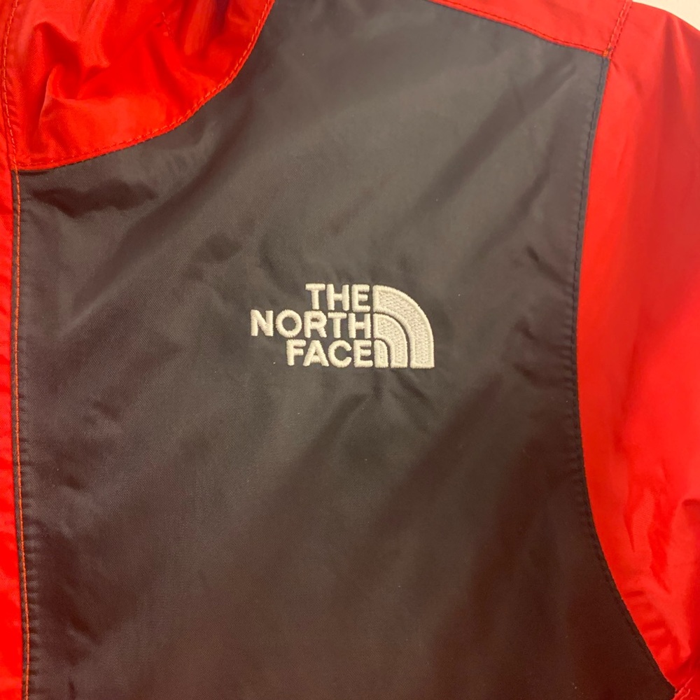 Boys Northface Raincoat Sz 7/8